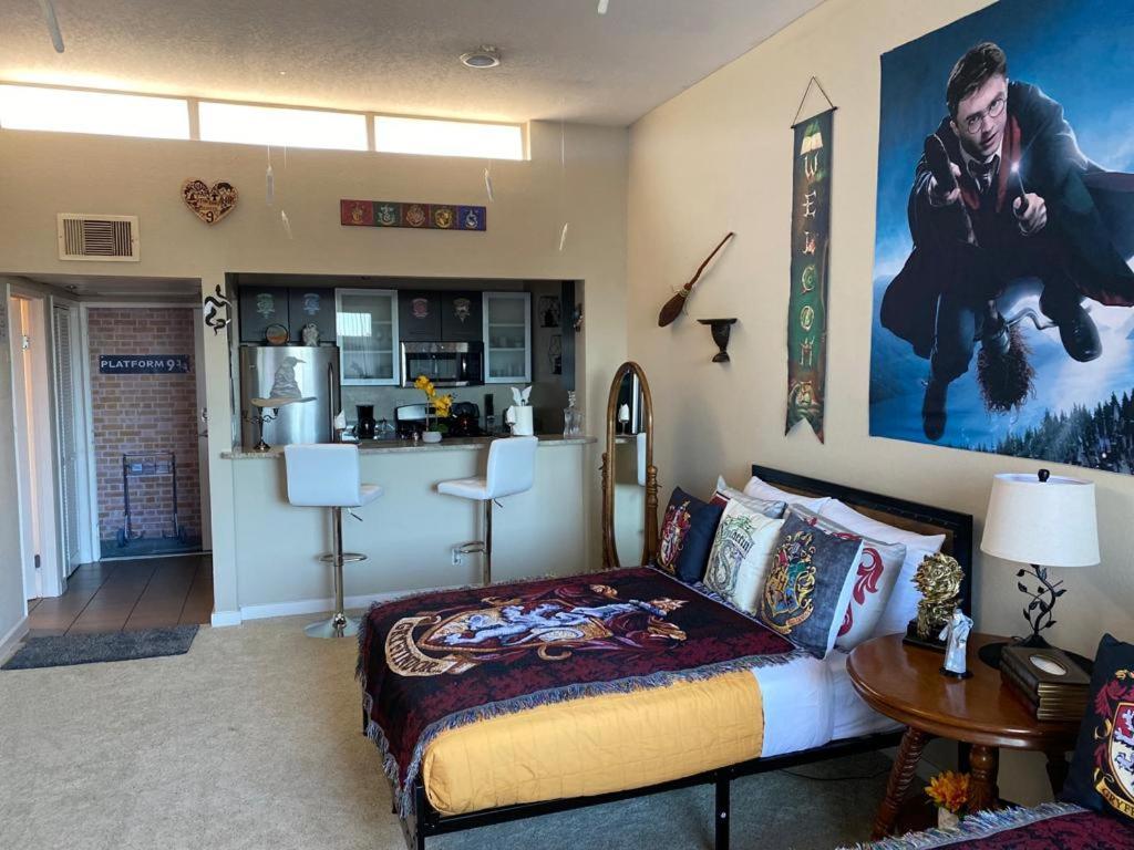 Mario, Harry Potter, Disney & Not Themed Loft Universal Studios 10Min Loft Apartment ลอสแอนเจลิส ภายนอก รูปภาพ