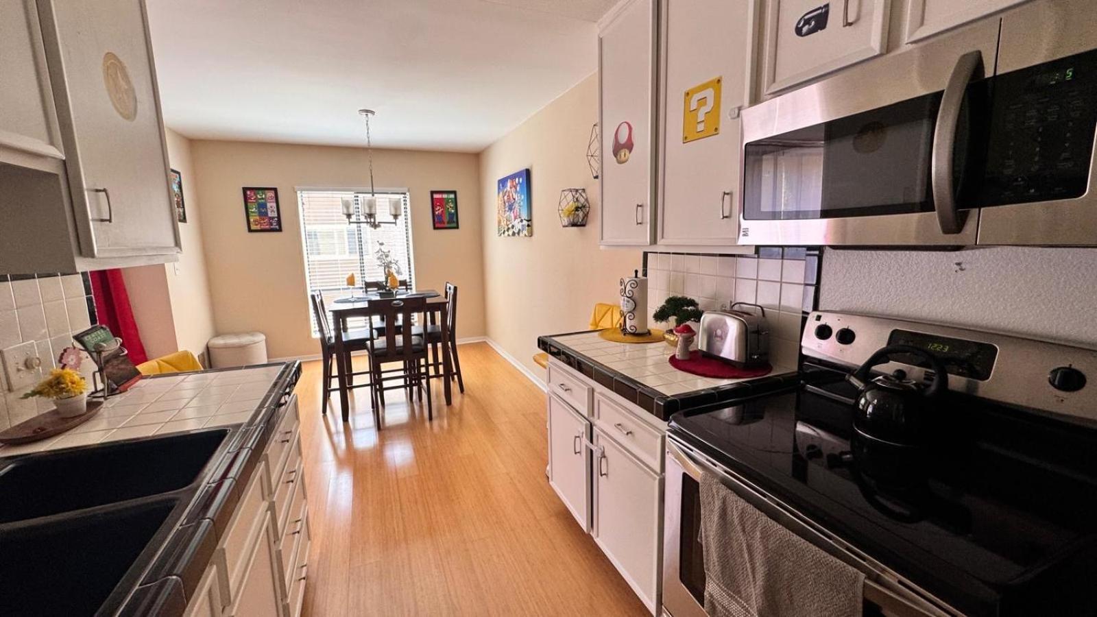 Mario, Harry Potter, Disney & Not Themed Loft Universal Studios 10Min Loft Apartment ลอสแอนเจลิส ภายนอก รูปภาพ